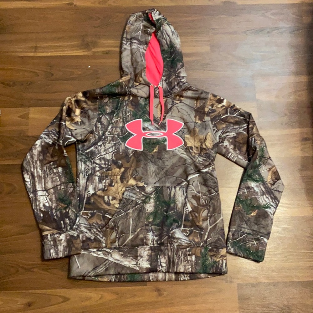 Camo under armour hoodie